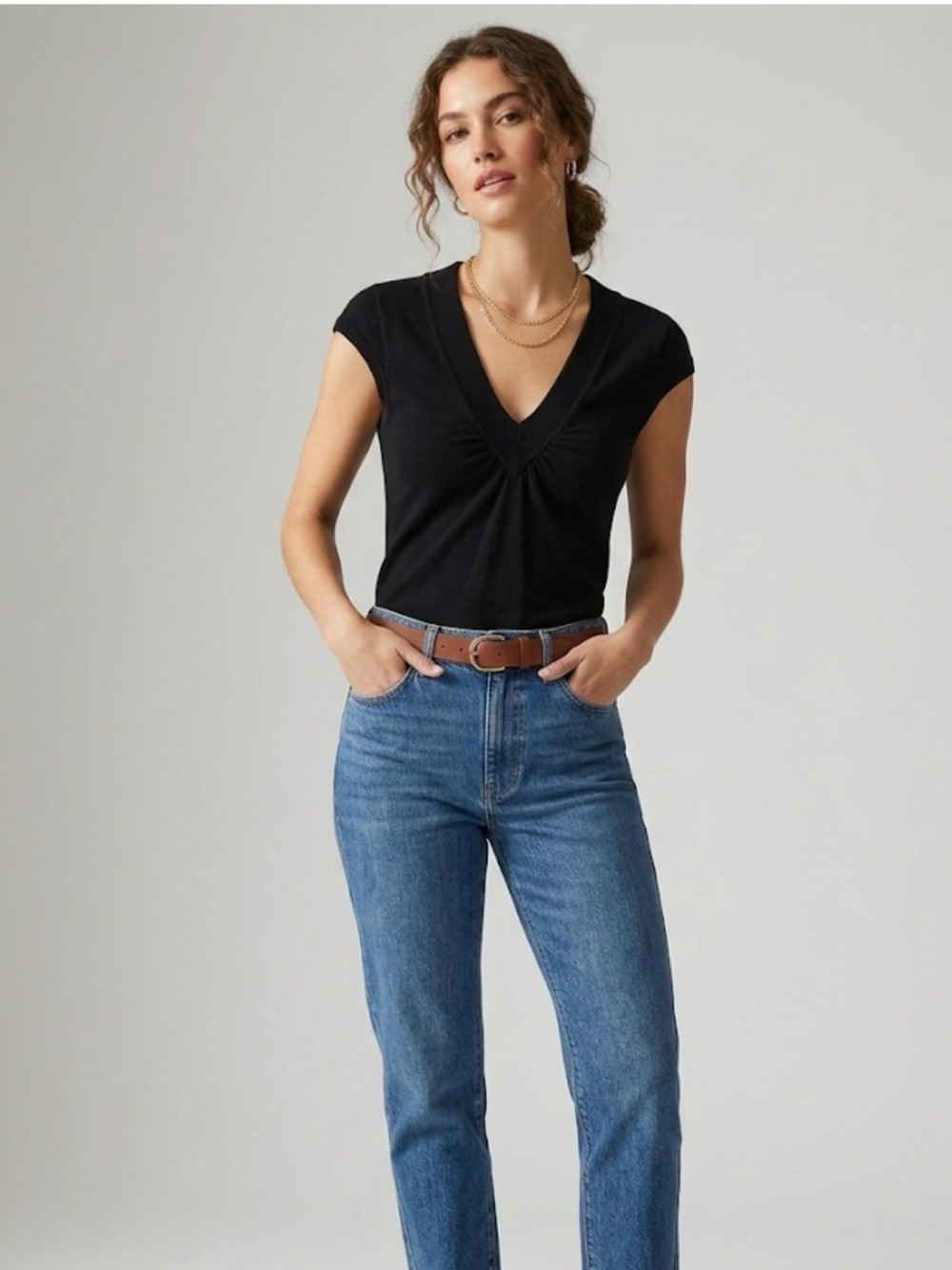 Women's Frenchi Black Short Sleeve V-Neck Tee L